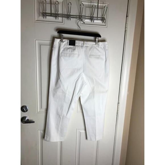 Lane Bryant Women's The Lena Moderately Curvy Fit Crop Pants White ~ Size 14 - Picture 4 of 6